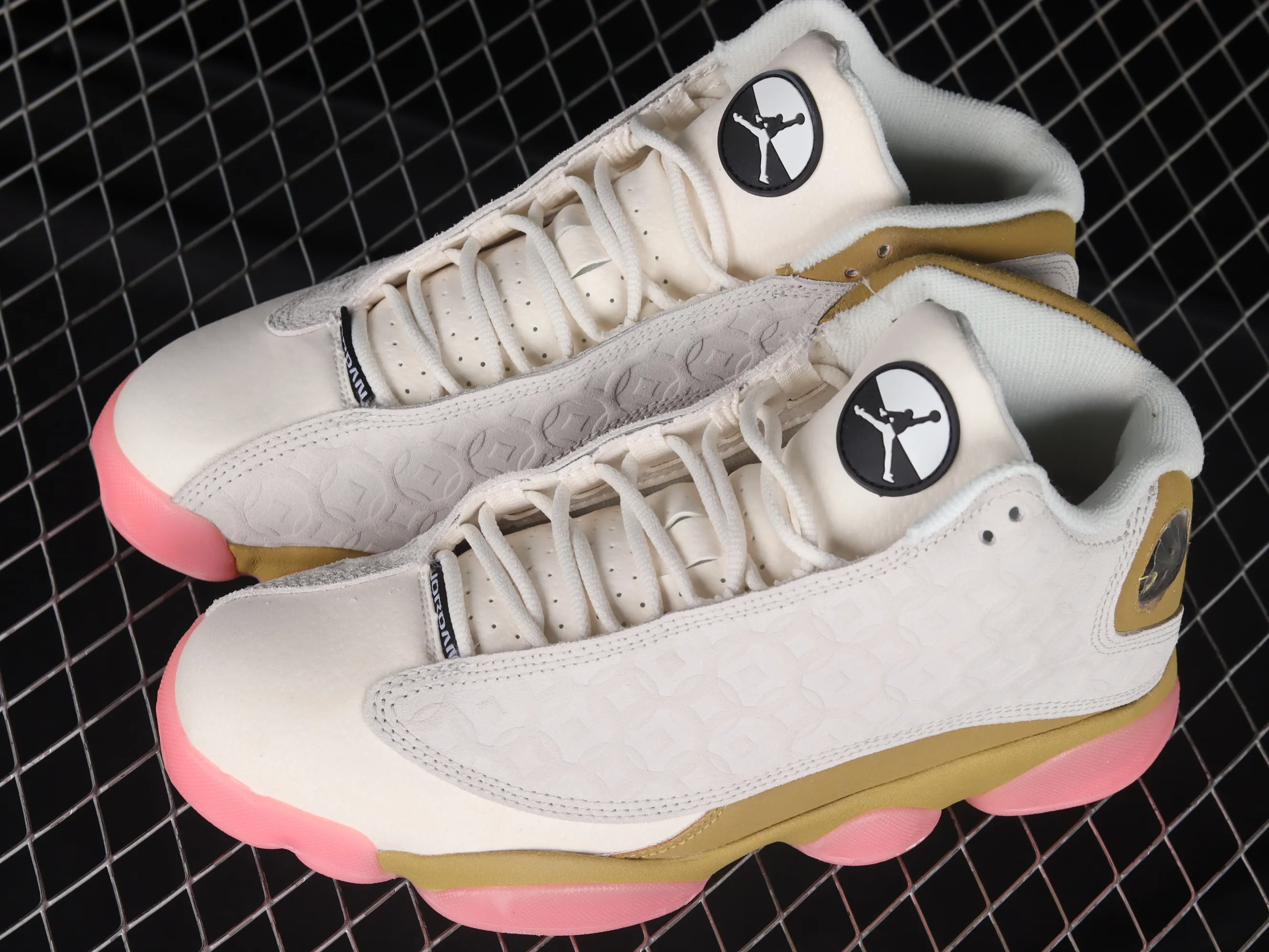 All categories Air Jordan Jordan series basketball shoes Air Jordan 13 cost-effective version Air Jordan 13 RETRO CNY AJ13 Jordan 13 celebrates the Chinese New Year Copper coins white and yellow powder CW4409-100